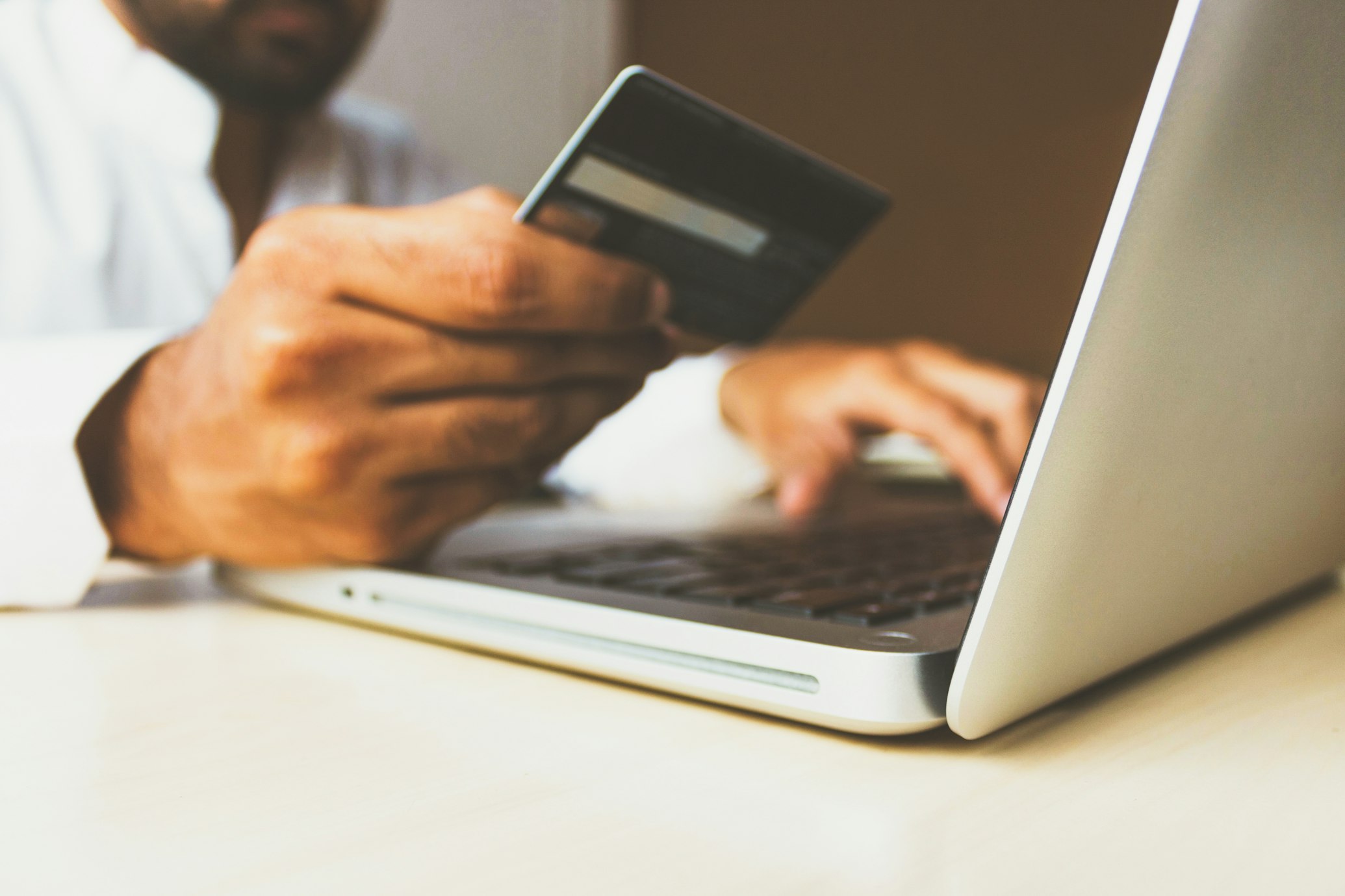 Qatar E-commerce - Commerce Cloud Launch
